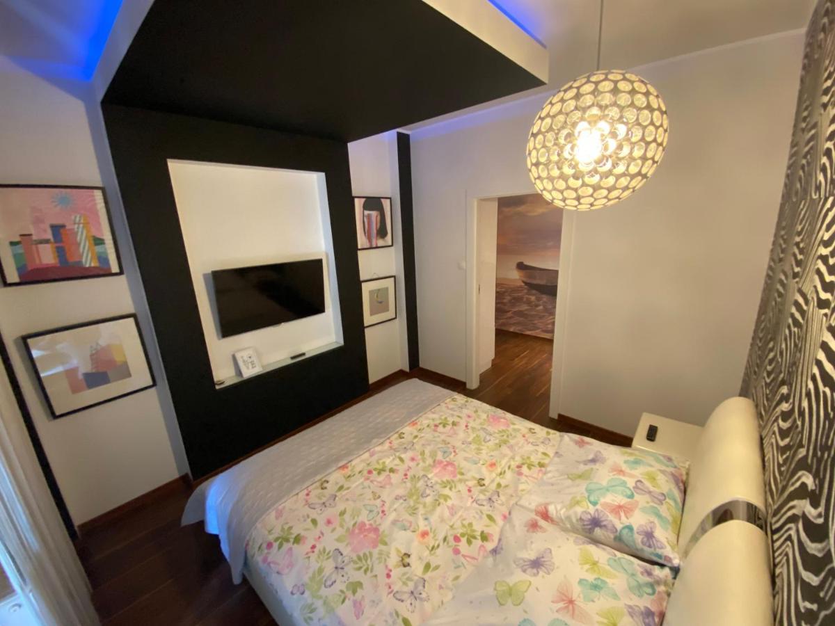 グダニスクAnn Apartament Nadmorski Dworアパートメント エクステリア 写真